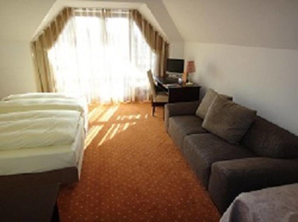 Parkhotel Leiser Planegg Extérieur photo